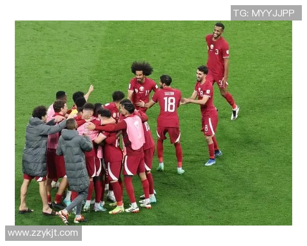 中国队与卡塔尔队精彩对决足球集锦回顾与分析