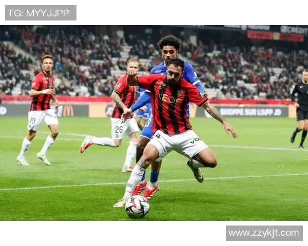 巴黎圣曼与摩纳哥深圳的精彩对决引发球迷热议与期待