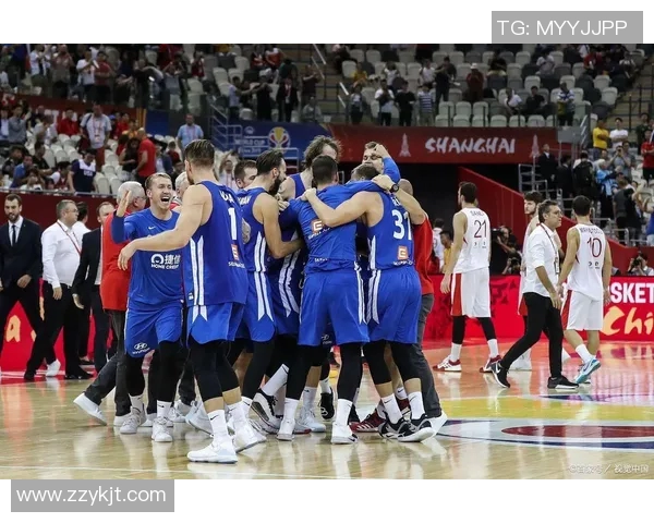 巴西男篮对决加拿大队精彩赛事回顾与分析