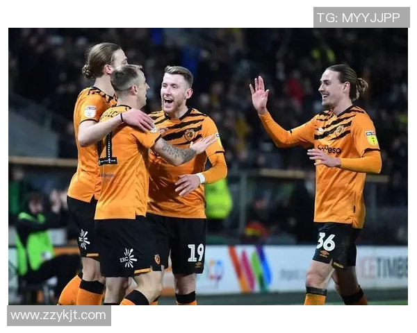 曼联迎战赫尔城争夺联赛杯荣誉全力以赴展现球队实力