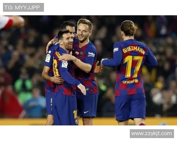 湖人对热火比赛复盘分析球队表现与战术对决全解析 湖人对热火比赛复盘分析球队表现与战术对决全解析