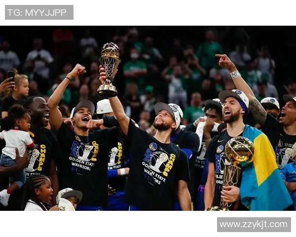 2019年1月19日勇士与快船的激烈对决回顾与精彩瞬间分析 2019年1月19日勇士与快船的激烈对决回顾与精彩瞬间分析