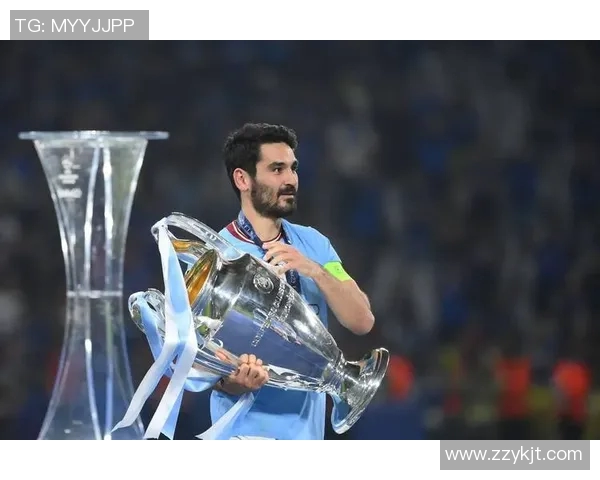 京多安领衔球队新篇章展望未来足球生涯与个人成长之路