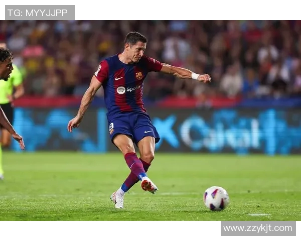 克罗托内与比萨的激烈对决期待精彩瞬间与精彩进球 克罗托内与比萨的激烈对决期待精彩瞬间与精彩进球