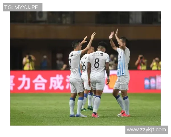 恒大与富力激战在即球迷热切期待精彩对决与票务信息