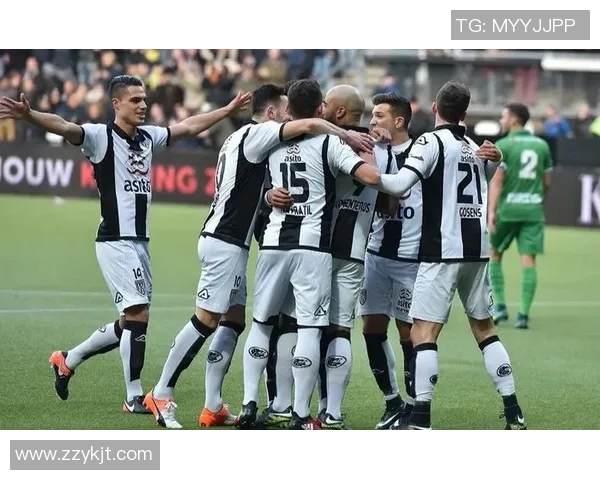 特温特与赫拉克勒对决前瞻分析及双方近期状态评估