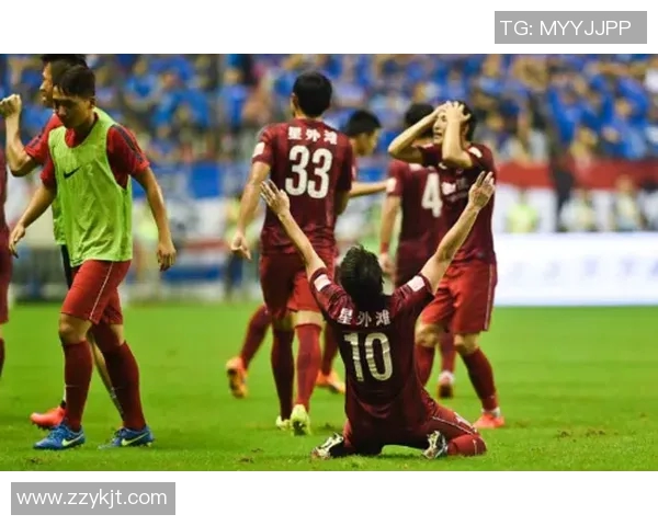 绿城与上港激战正酣谁能在这场较量中笑到最后