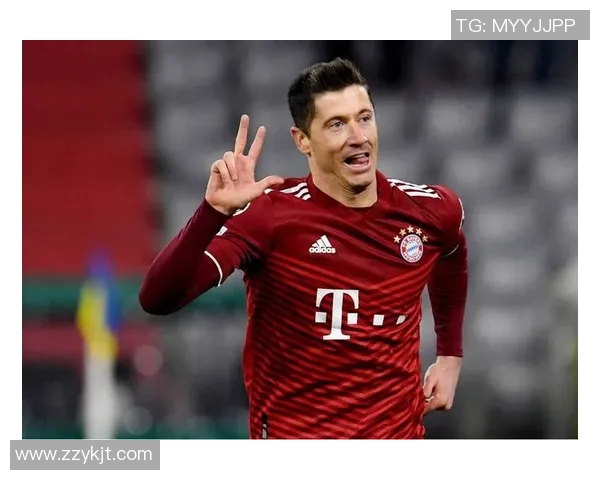 莱万重返安联球场引发拜仁球迷愤怒狂嘘背叛与忘恩负义的争议